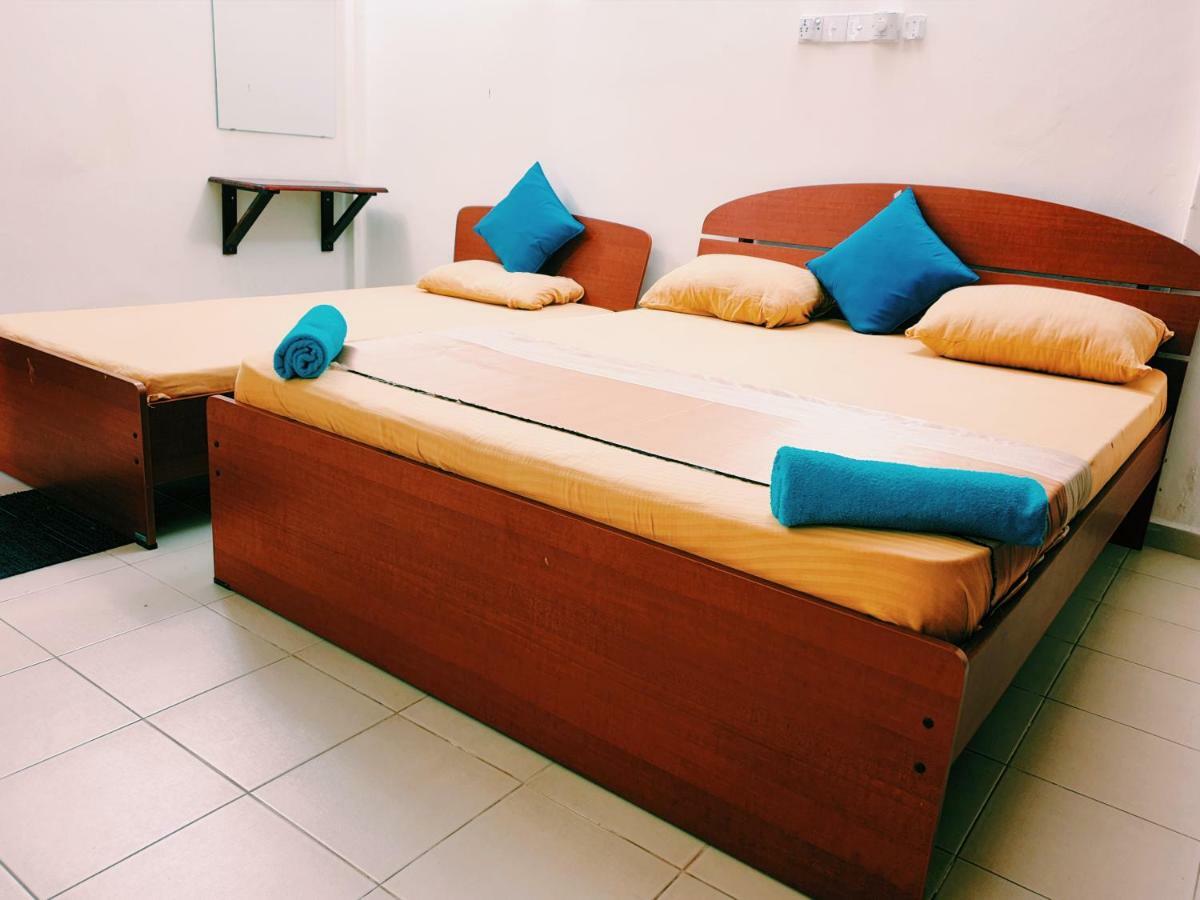 Oasis Skybeach Hostel - 尼甘布 外观 照片