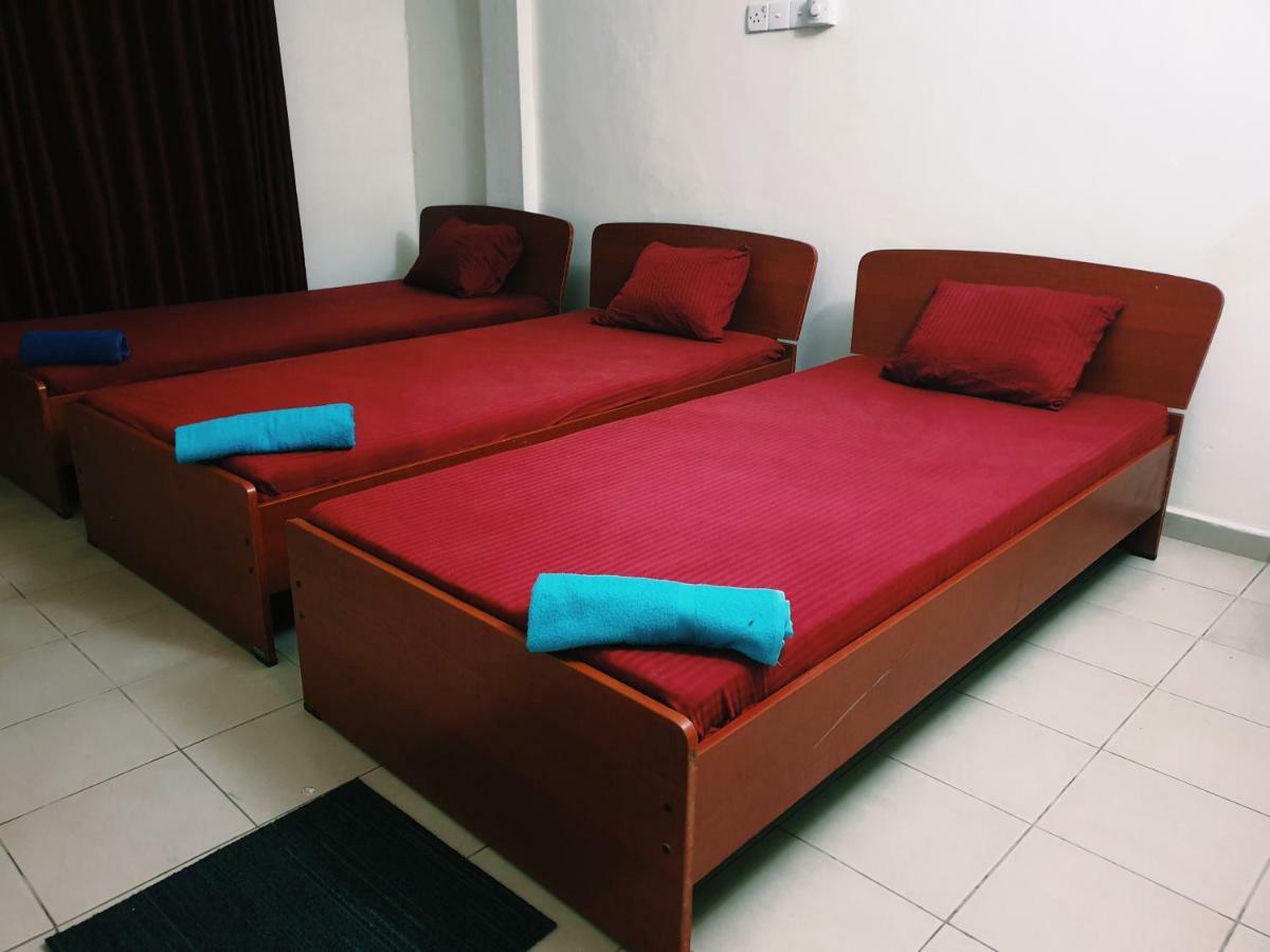 Oasis Skybeach Hostel - 尼甘布 外观 照片