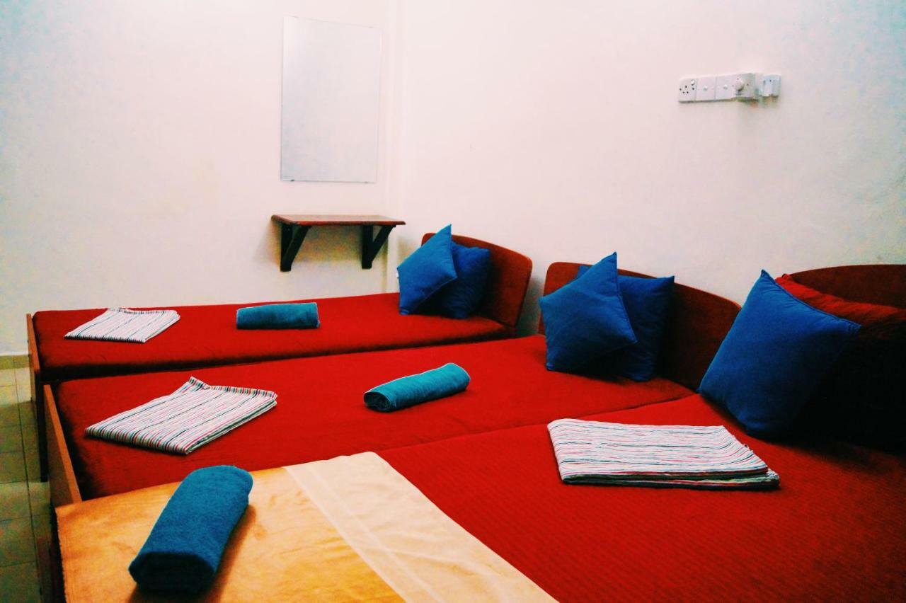 Oasis Skybeach Hostel - 尼甘布 外观 照片